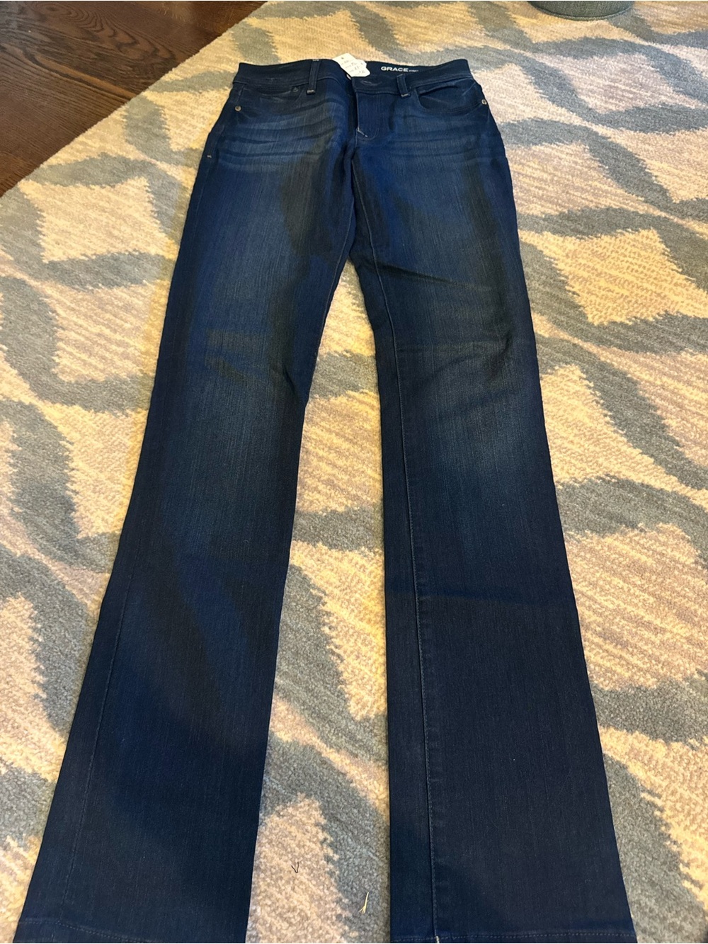 DL1961 “Grace” Straight Leg Jeans 💙 Moscow Wash